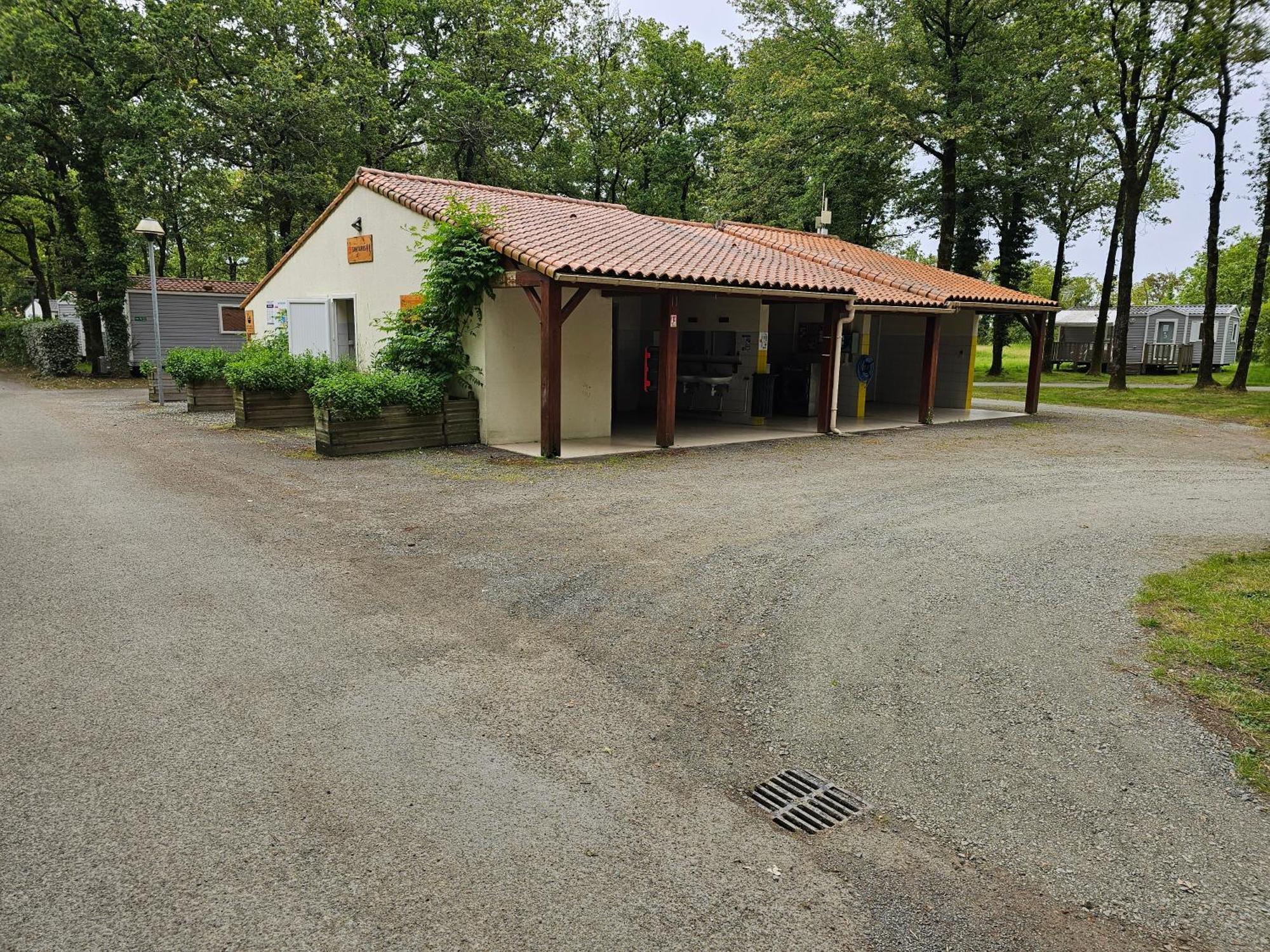 Mobil-Home 6 Personne - Tohapi Coeur De Vendee La Boissiere-de-Montaigu Exteriör bild